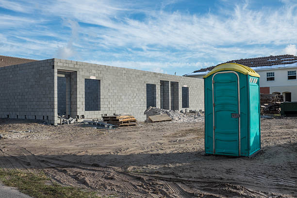 Porta potty delivery and setup in Lawndale, CA